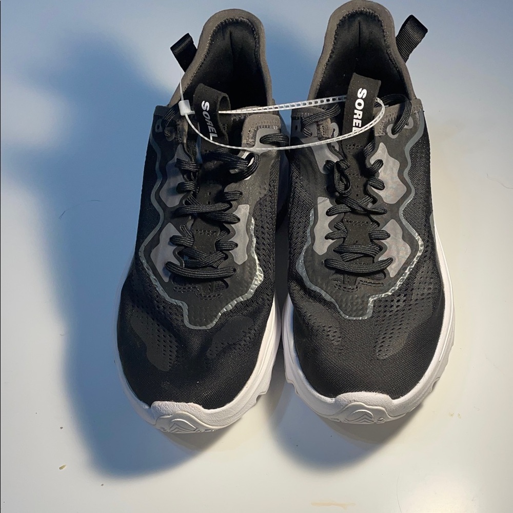 Sorel Black and Gray Sneakers